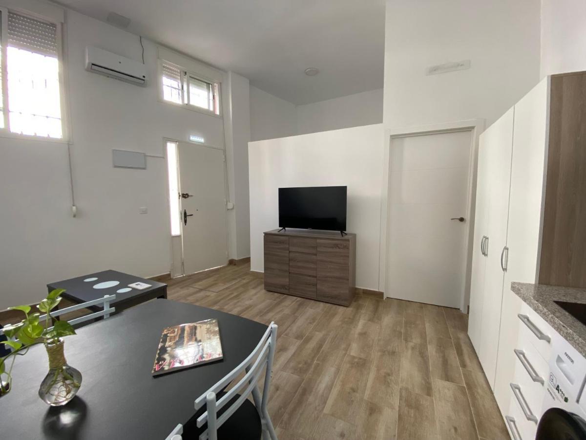 Apartamento Cruz Roja C เซบีญา ภายนอก รูปภาพ