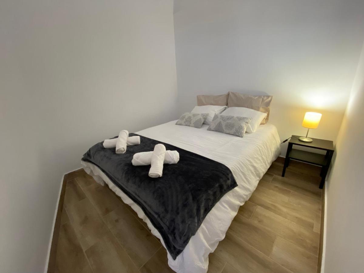 Apartamento Cruz Roja C เซบีญา ภายนอก รูปภาพ